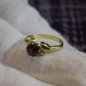 Vintage Seta Amethyst Glass Gold Tone Ring